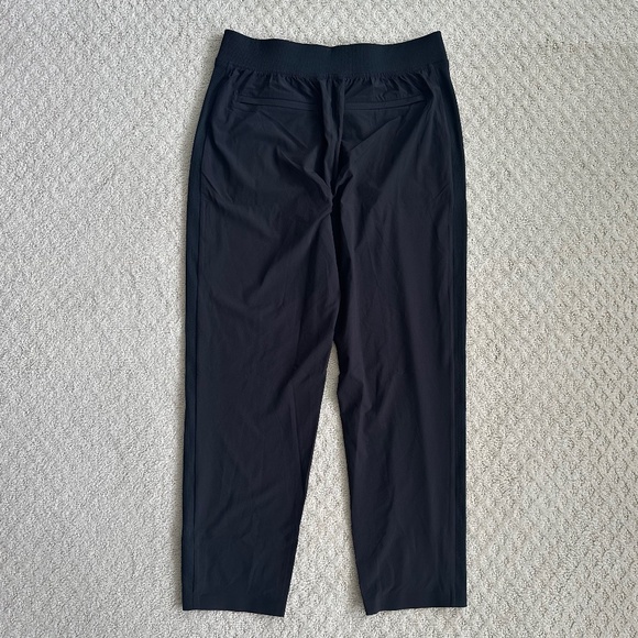 Athleta Brooklyn Mid Rise Ankle Pant Black 8 Athleisure Lightweight Travel - Picture 10 of 16